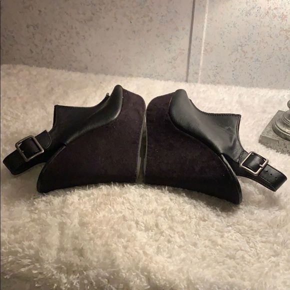 BRASH Wedge Sandals 🌺 - Picture 4 of 8